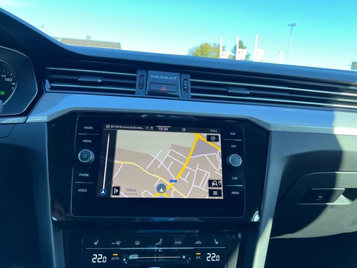 Abbildung Fahrzeugdetailansicht Volkswagen Passat Variant - Nr. 23