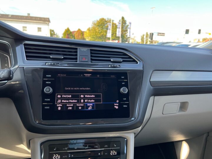 Abbildung Fahrzeugdetailansicht Volkswagen Tiguan Allspace - Nr. 20