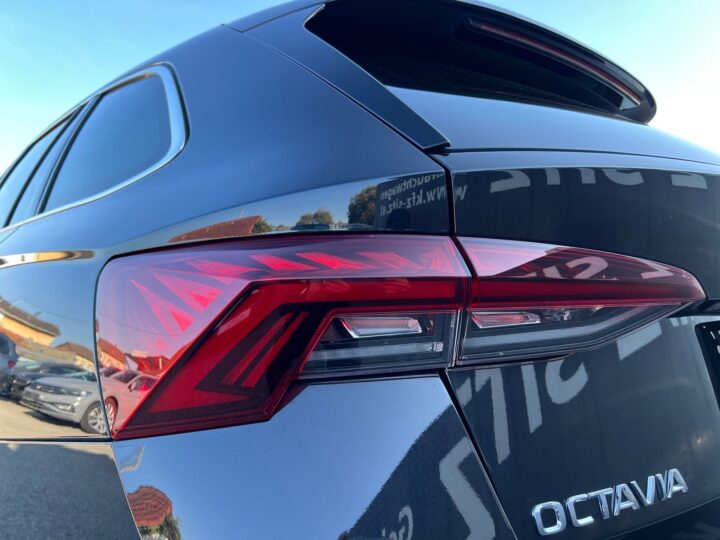 Abbildung Fahrzeugdetailansicht Skoda Octavia - Nr. 39