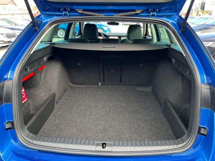 Abbildung Fahrzeugdetailansicht Skoda Octavia - Nr. 14