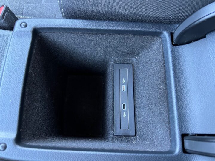 Abbildung Fahrzeugdetailansicht Volkswagen Passat Variant - Nr. 46