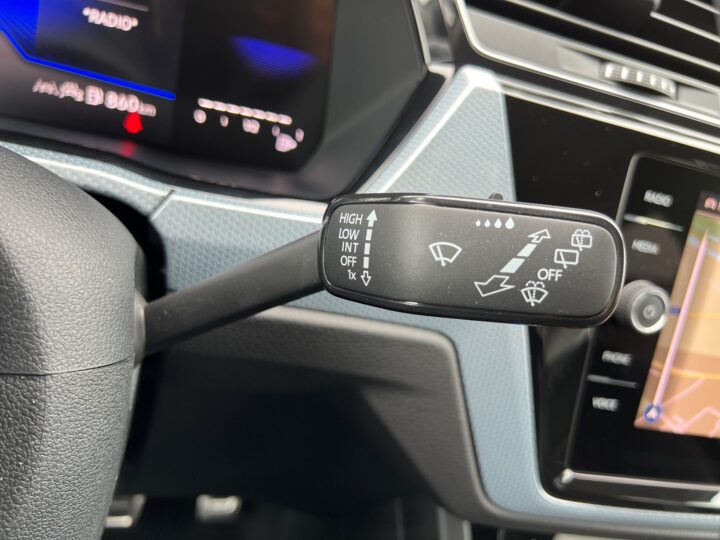 Abbildung Fahrzeugdetailansicht Volkswagen Touran - Nr. 43
