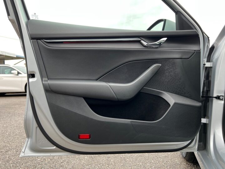 Abbildung Fahrzeugdetailansicht Skoda Octavia - Nr. 30