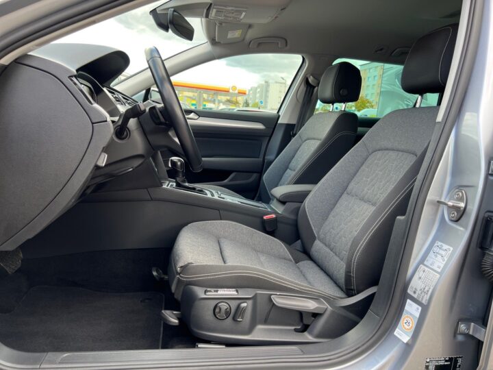 Abbildung Fahrzeugdetailansicht Volkswagen Passat Variant - Nr. 12