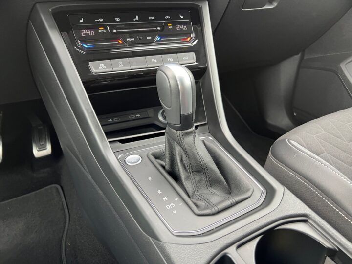 Abbildung Fahrzeugdetailansicht Volkswagen Touran - Nr. 47