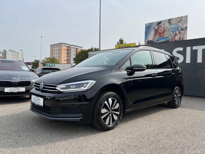 Abbildung Fahrzeugdetailansicht Volkswagen Touran - Nr. 6