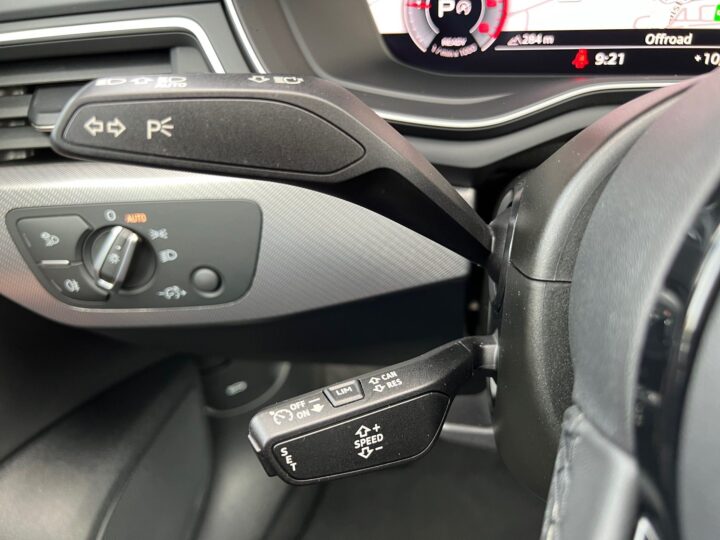 Abbildung Fahrzeugdetailansicht Audi A4 - Nr. 41