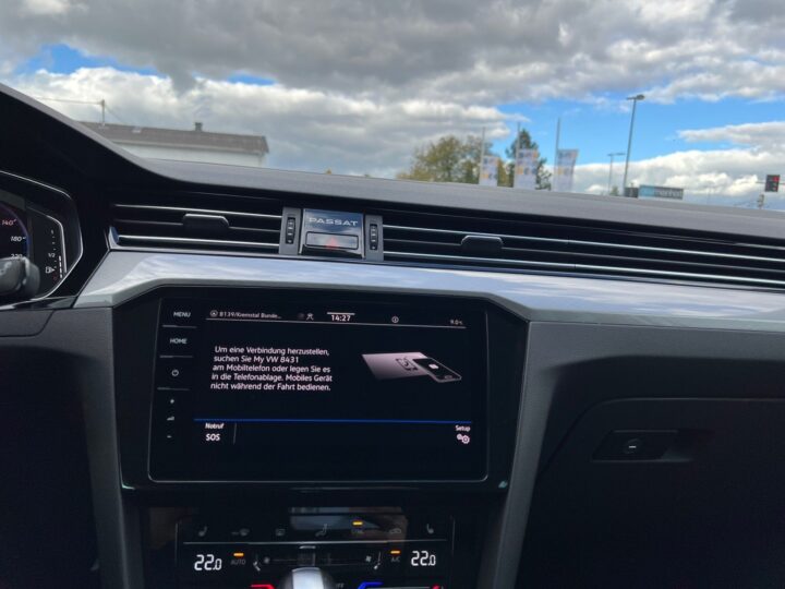 Abbildung Fahrzeugdetailansicht Volkswagen Passat Variant - Nr. 22