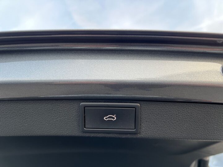 Abbildung Fahrzeugdetailansicht Skoda Octavia - Nr. 40