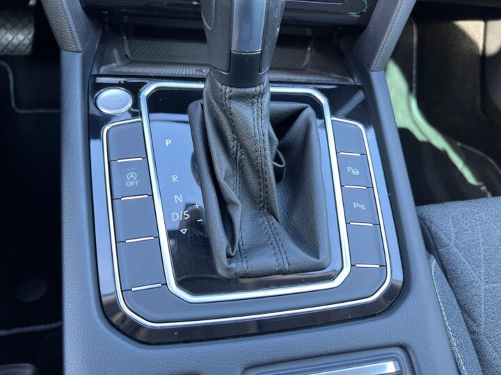 Abbildung Fahrzeugdetailansicht Volkswagen Passat Variant - Nr. 29