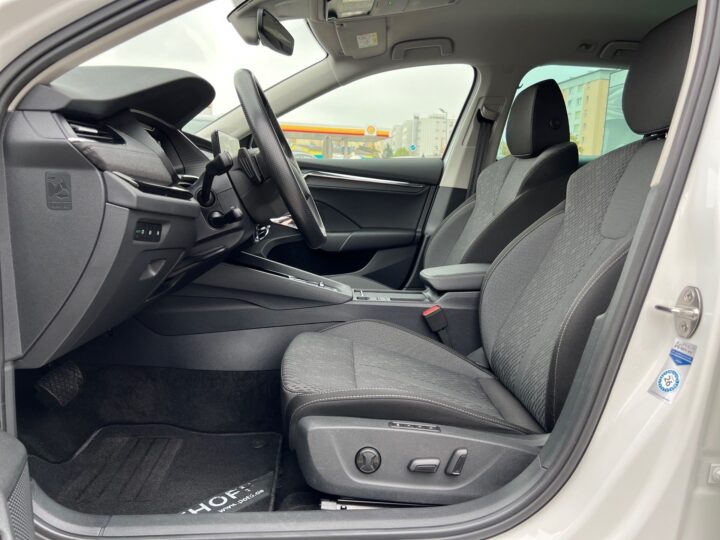 Abbildung Fahrzeugdetailansicht Skoda Octavia - Nr. 12