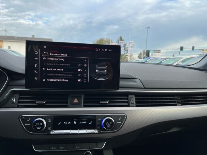 Abbildung Fahrzeugdetailansicht Audi A4 - Nr. 24