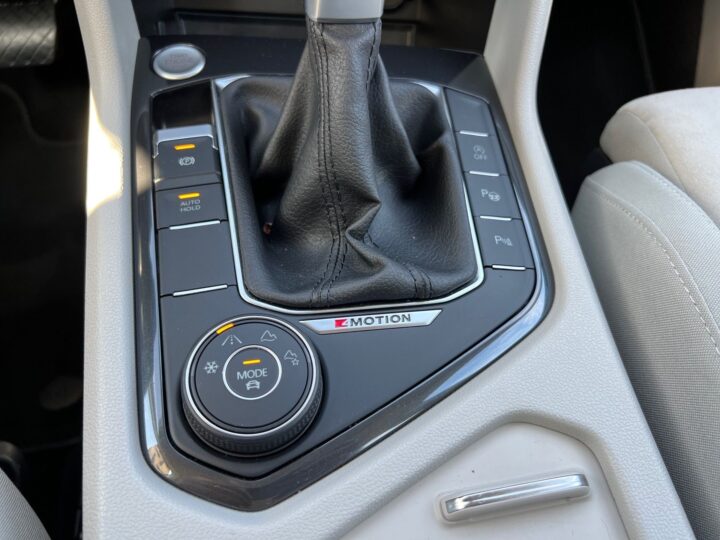 Abbildung Fahrzeugdetailansicht Volkswagen Tiguan Allspace - Nr. 29