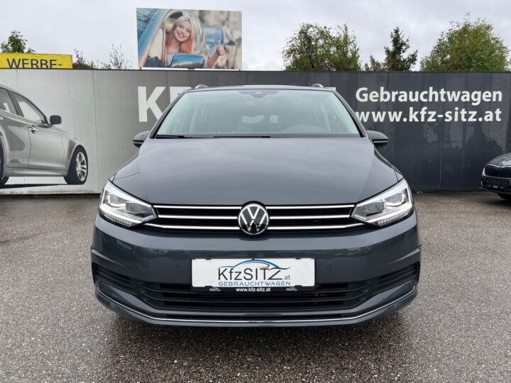 Abbildung Fahrzeugdetailansicht Volkswagen Touran - Nr. 7