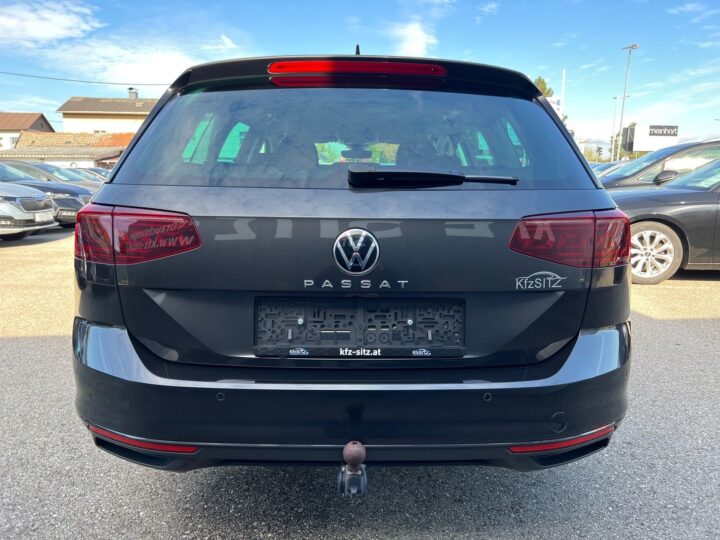Abbildung Fahrzeugdetailansicht Volkswagen Passat Variant - Nr. 3