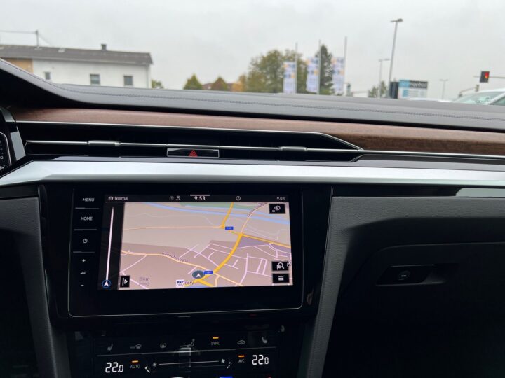 Abbildung Fahrzeugdetailansicht Volkswagen Arteon - Nr. 25