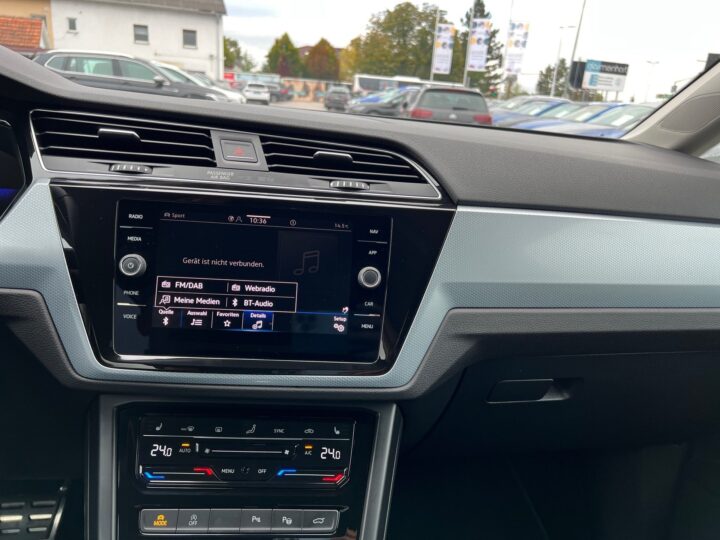 Abbildung Fahrzeugdetailansicht Volkswagen Touran - Nr. 20