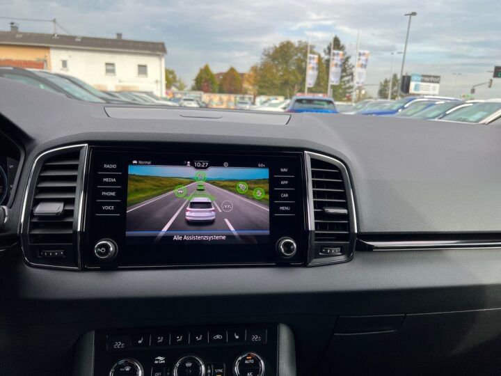 Abbildung Fahrzeugdetailansicht Skoda Karoq - Nr. 24