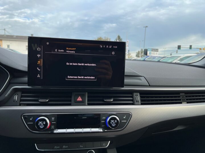 Abbildung Fahrzeugdetailansicht Audi A4 - Nr. 20