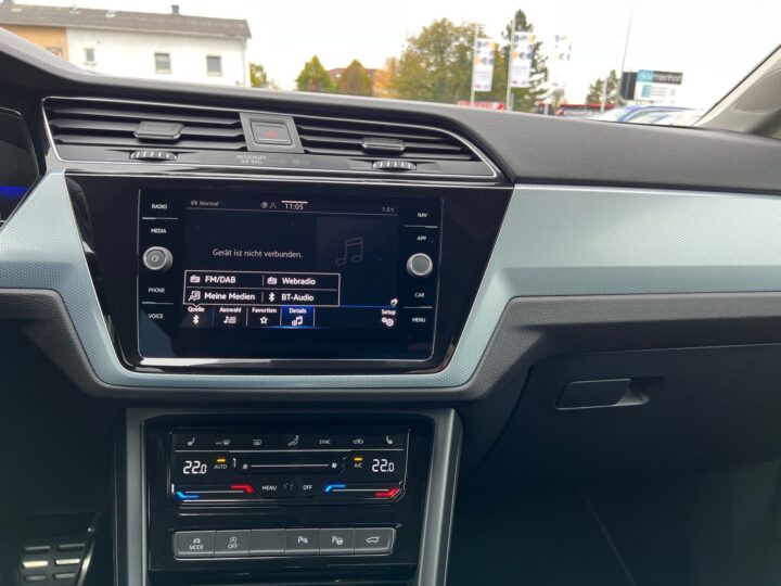 Abbildung Fahrzeugdetailansicht Volkswagen Touran - Nr. 20