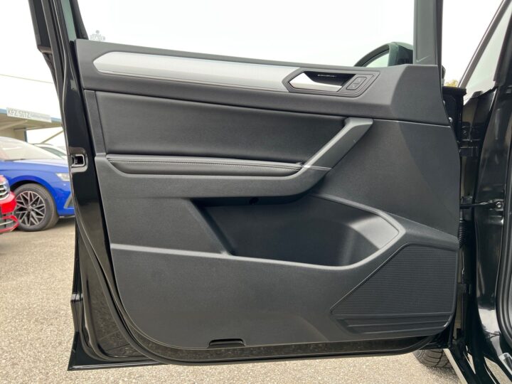 Abbildung Fahrzeugdetailansicht Volkswagen Touran - Nr. 30