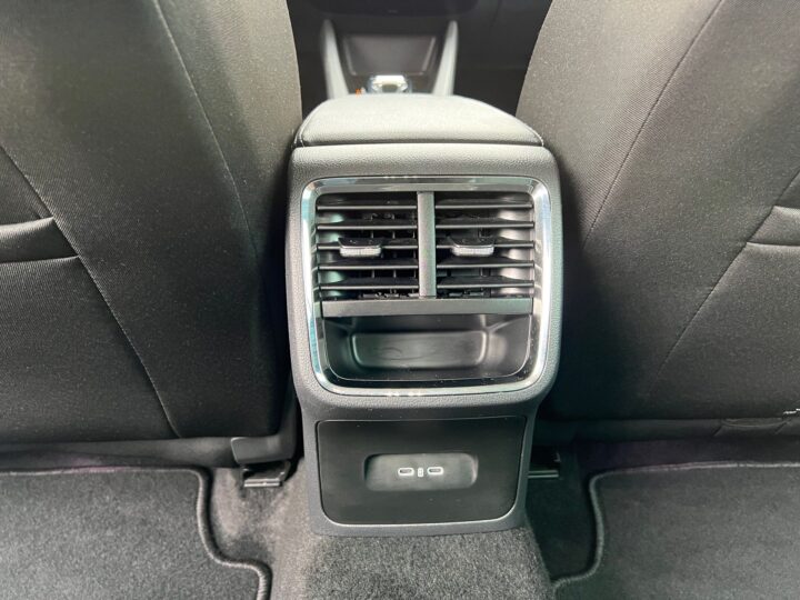 Abbildung Fahrzeugdetailansicht Skoda Octavia - Nr. 33