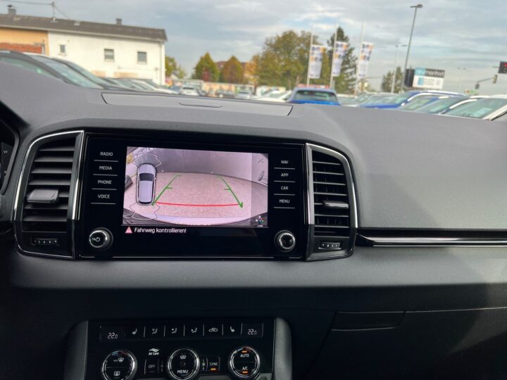 Abbildung Fahrzeugdetailansicht Skoda Karoq - Nr. 28