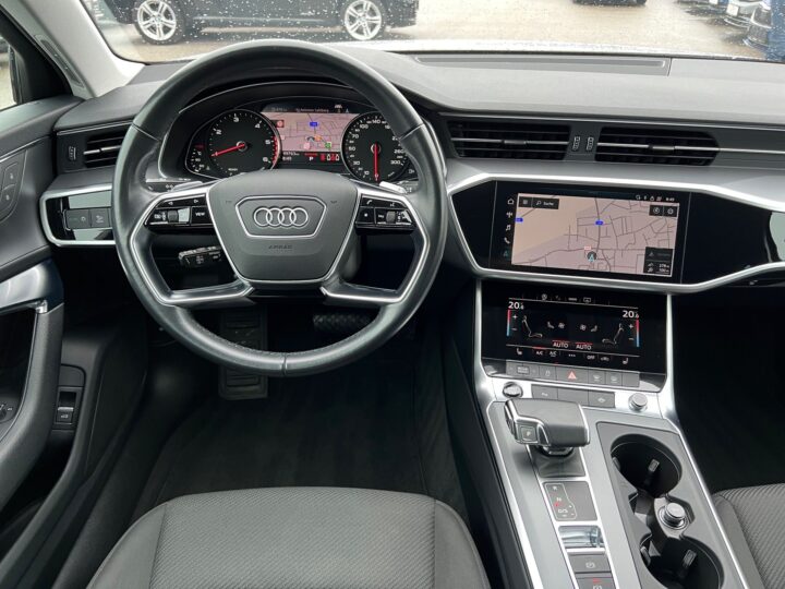 Abbildung Fahrzeugdetailansicht Audi A6 - Nr. 10