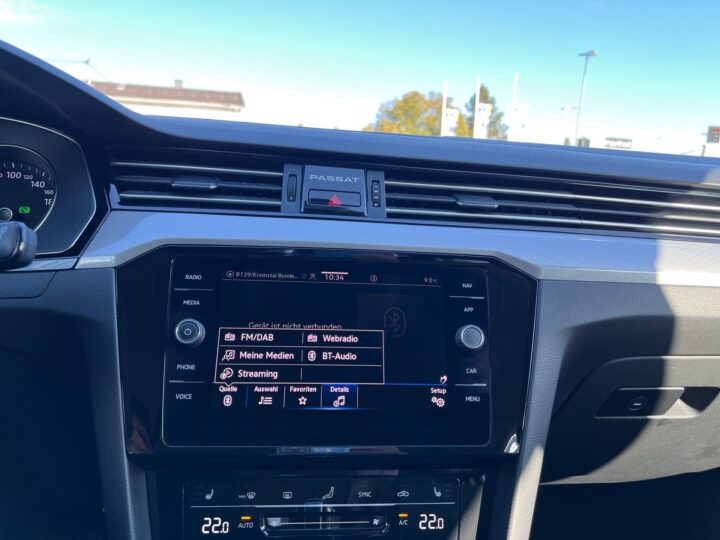 Abbildung Fahrzeugdetailansicht Volkswagen Passat Variant - Nr. 20