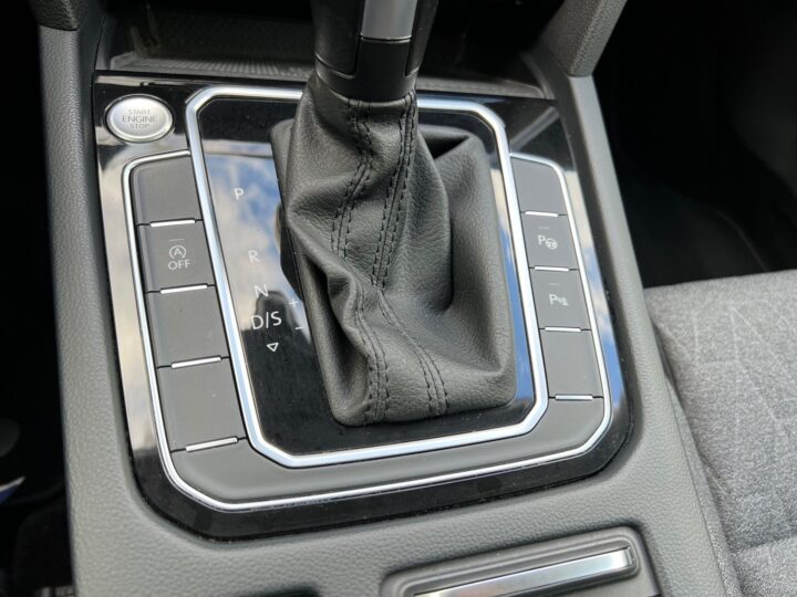 Abbildung Fahrzeugdetailansicht Volkswagen Passat Variant - Nr. 29