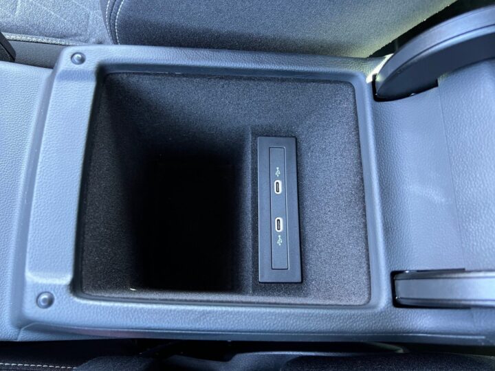 Abbildung Fahrzeugdetailansicht Volkswagen Passat Variant - Nr. 29