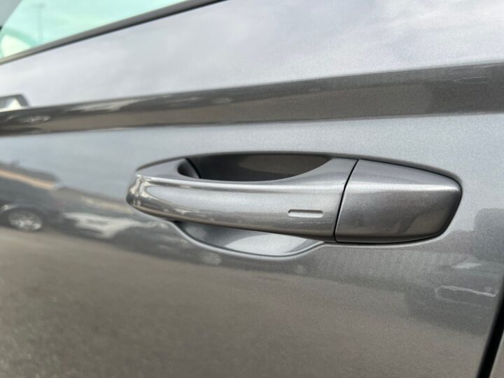 Abbildung Fahrzeugdetailansicht Skoda Karoq - Nr. 40