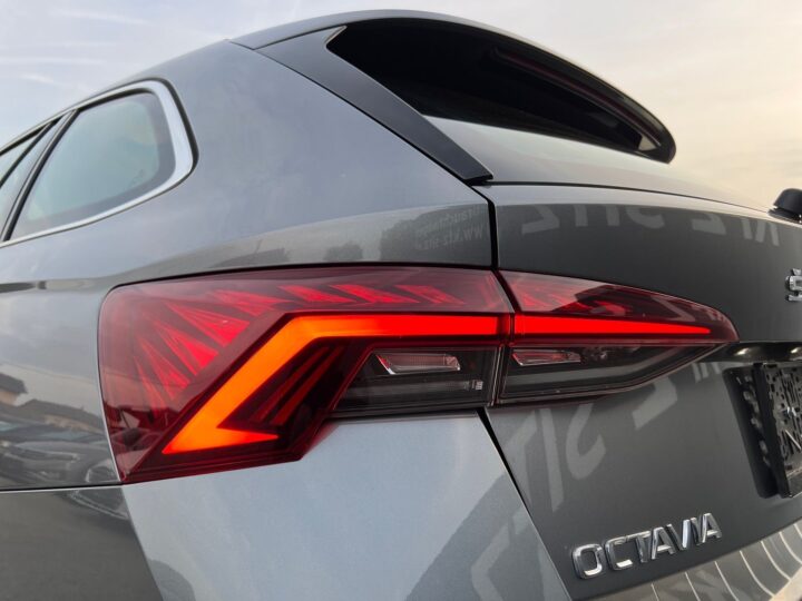 Abbildung Fahrzeugdetailansicht Skoda Octavia - Nr. 39