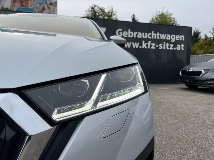 Abbildung Fahrzeugdetailansicht Skoda Octavia - Nr. 36