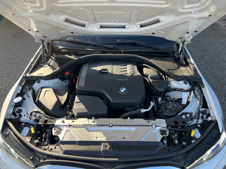 Abbildung Fahrzeugdetailansicht BMW 318 - Nr. 35