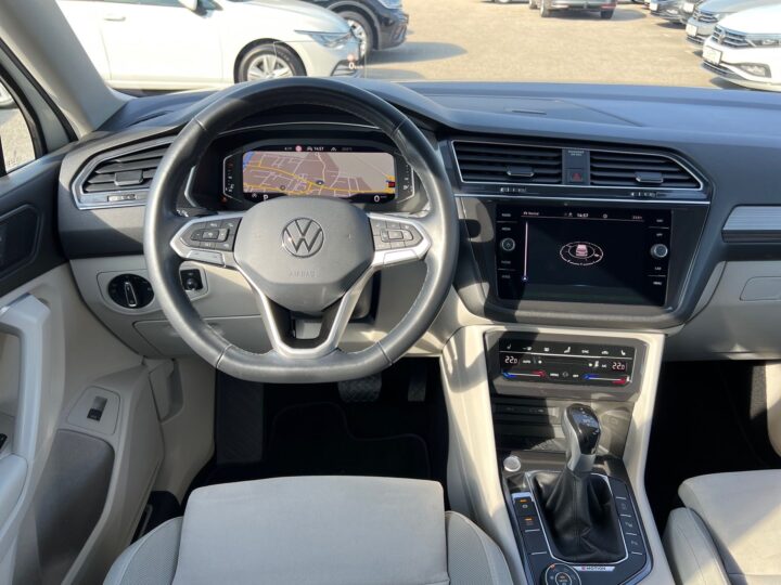 Abbildung Fahrzeugdetailansicht Volkswagen Tiguan Allspace - Nr. 10