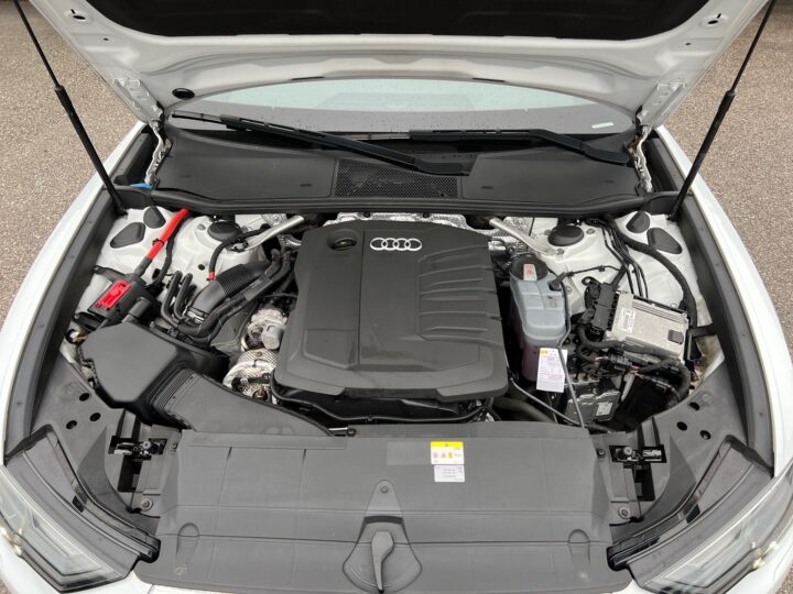 Abbildung Fahrzeugdetailansicht Audi A6 - Nr. 35