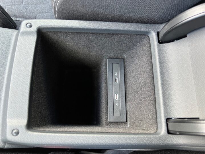 Abbildung Fahrzeugdetailansicht Volkswagen Passat Variant - Nr. 44