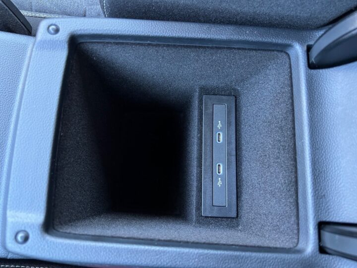Abbildung Fahrzeugdetailansicht Volkswagen Passat Variant - Nr. 45