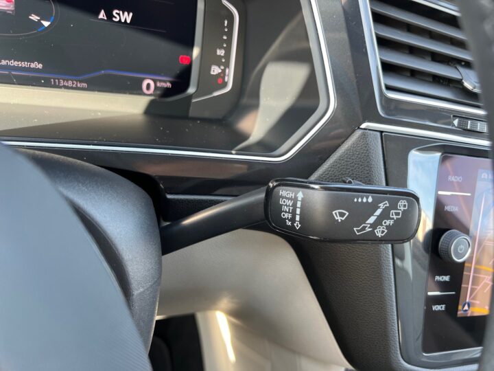 Abbildung Fahrzeugdetailansicht Volkswagen Tiguan Allspace - Nr. 45