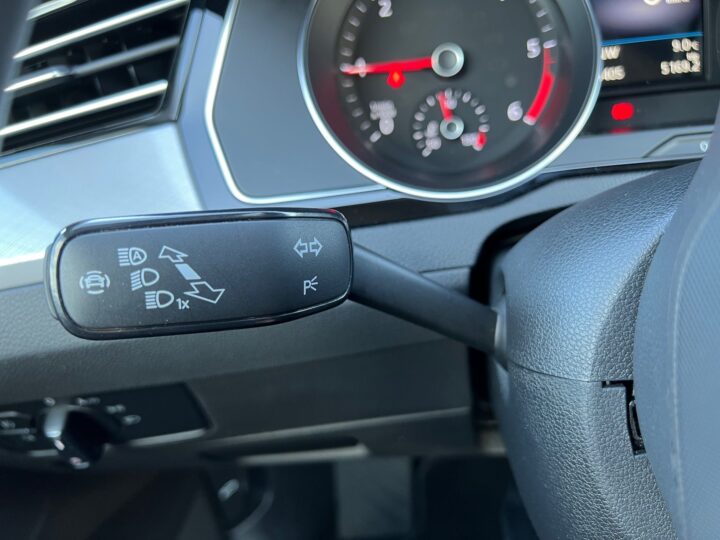 Abbildung Fahrzeugdetailansicht Volkswagen Passat Variant - Nr. 43